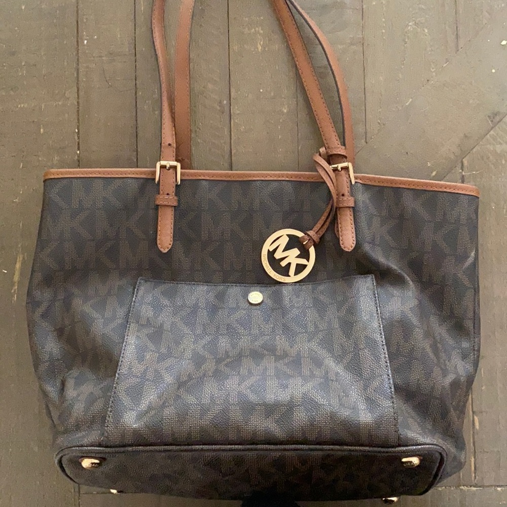 MK purse